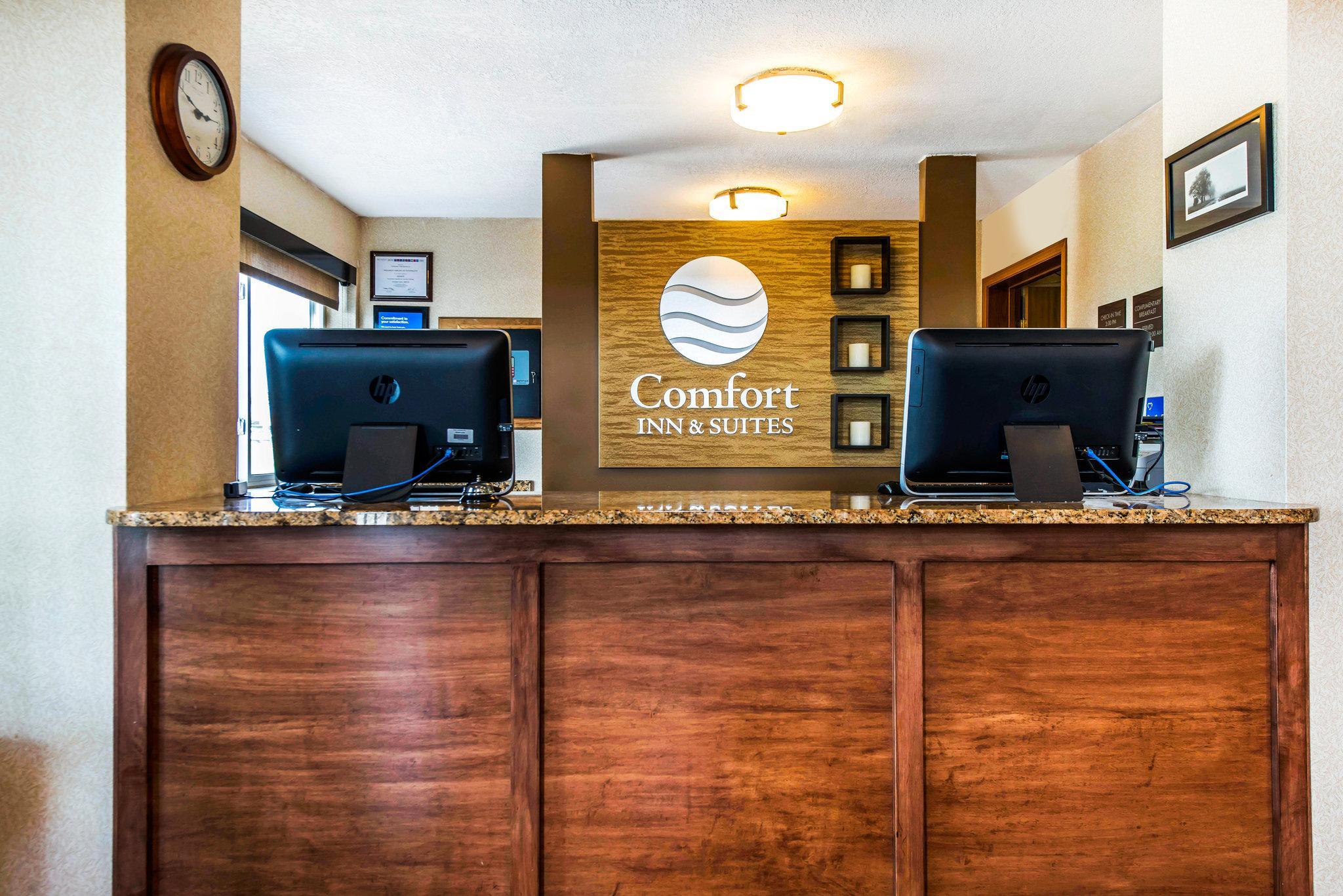 Comfort Inn & Suites Hays I-70 Kültér fotó