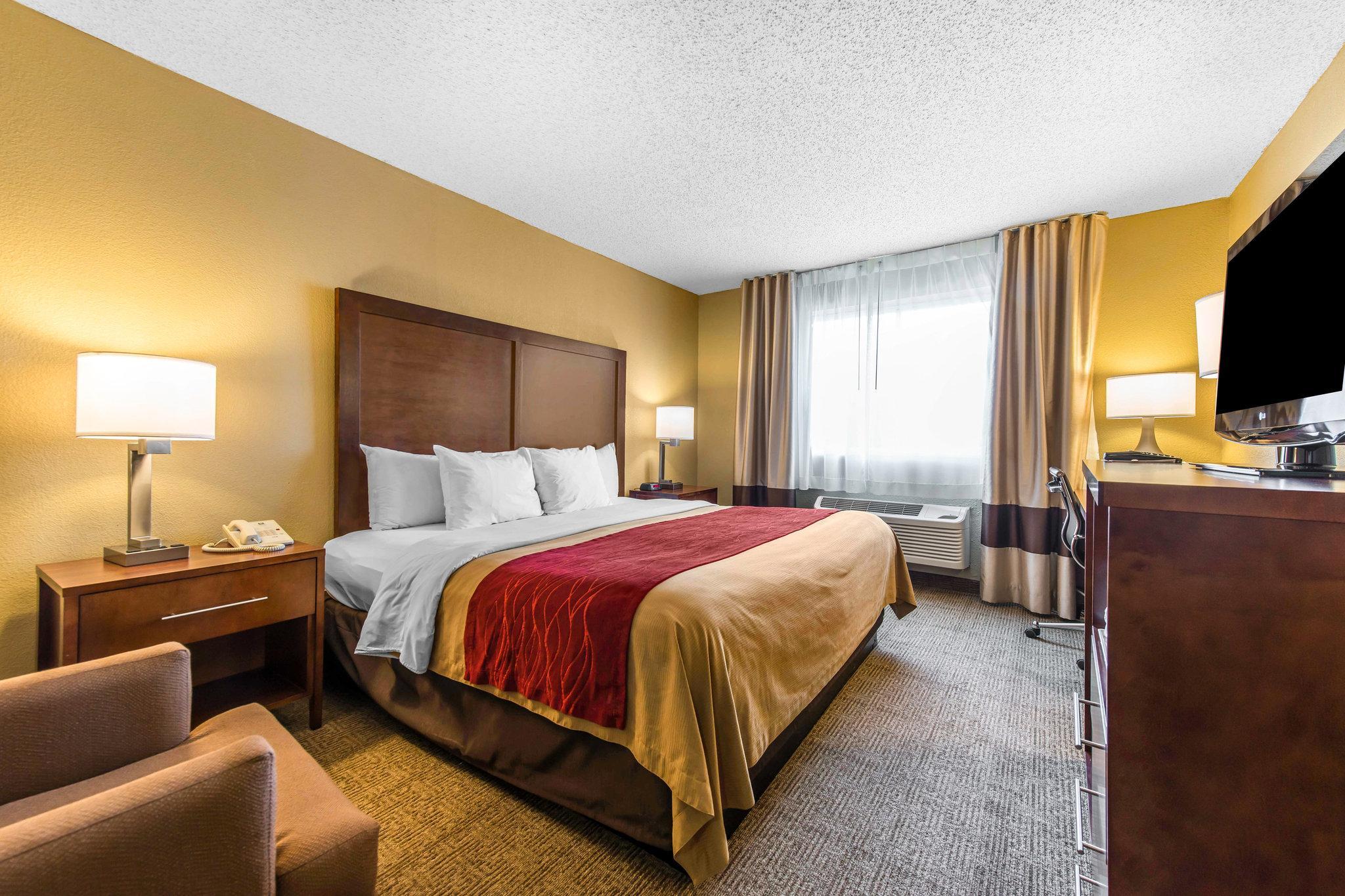 Comfort Inn & Suites Hays I-70 Kültér fotó